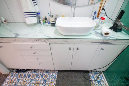 Casa à venda com 117m², 3 quartos e sem vaga Casa à venda com 117m², 3 quartos e sem vagaBanheiro