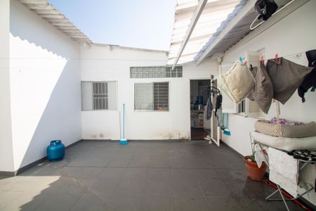 Casa à venda com 117m², 3 quartos e sem vaga Casa à venda com 117m², 3 quartos e sem vagaQuintal