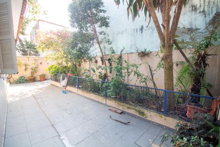 Casa à venda com 117m², 3 quartos e sem vaga Casa à venda com 117m², 3 quartos e sem vagaJardim