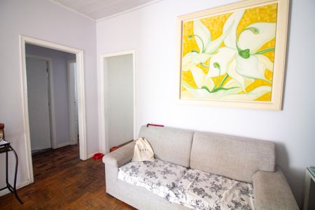 Casa à venda com 117m², 3 quartos e sem vaga Casa à venda com 117m², 3 quartos e sem vagaSala