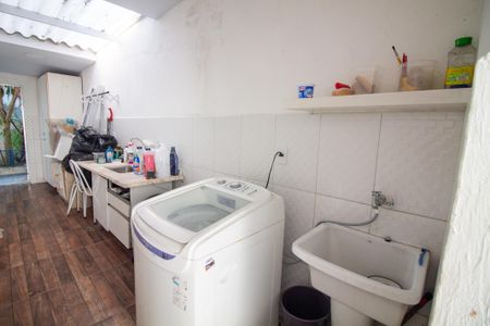 Casa à venda com 117m², 3 quartos e sem vaga Casa à venda com 117m², 3 quartos e sem vagaÁrea de Serviço