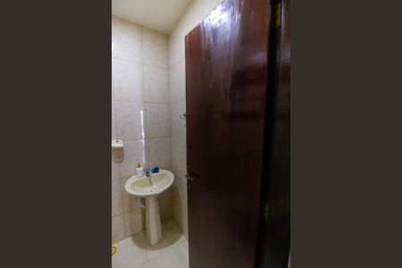 Casa à venda com 402m², 3 quartos e 2 vagas Casa à venda com 402m², 3 quartos e 2 vagasBanheiro de Serviço