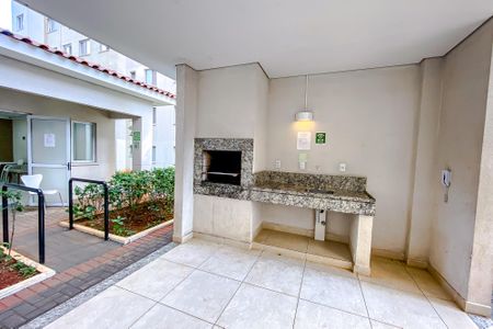 Apartamento para alugar com 41m², 2 quartos e sem vagaÁrea comum - Churrasqueira