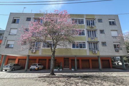 Fachada de apartamento para alugar com 2 quartos, 63m² em São João, Porto Alegre