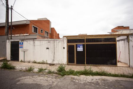 Casa para alugar com 499m², 3 quartos e 6 vagasFachada