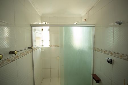 Casa para alugar com 499m², 3 quartos e 6 vagasBanheiro Social