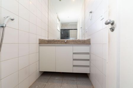 Apartamento para alugar com 108m², 3 quartos e 2 vagas Apartamento para alugar com 108m², 3 quartos e 2 vagasBanheiro da Suíte