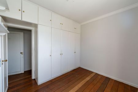 Apartamento para alugar com 108m², 3 quartos e 2 vagas Apartamento para alugar com 108m², 3 quartos e 2 vagasQuarto 2