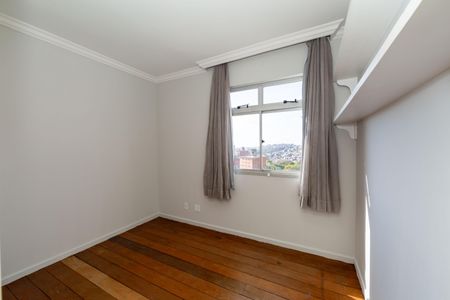 Apartamento para alugar com 108m², 3 quartos e 2 vagas Apartamento para alugar com 108m², 3 quartos e 2 vagasQuarto 2