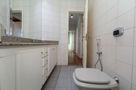 Apartamento para alugar com 108m², 3 quartos e 2 vagas Apartamento para alugar com 108m², 3 quartos e 2 vagasBanheiro