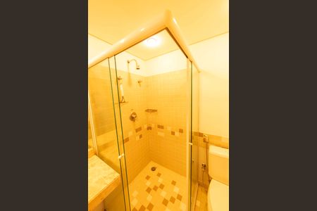 Banheiro Social de kitnet/studio para alugar com 1 quarto, 28m² em Alphaville Industrial, Barueri