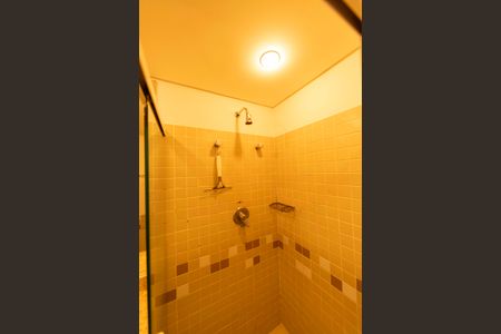 Studio para alugar com 28m², 1 quarto e 1 vaga Studio para alugar com 28m², 1 quarto e 1 vagaBanheiro Social