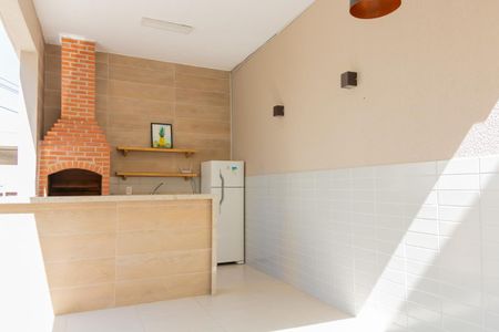Apartamento à venda com 44m², 2 quartos e 1 vaga Apartamento à venda com 44m², 2 quartos e 1 vagaÁrea comum - Churrasqueira