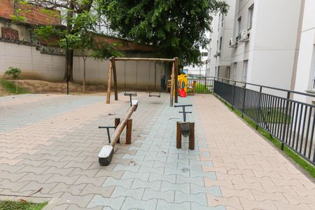 Apartamento à venda com 44m², 2 quartos e 1 vaga Apartamento à venda com 44m², 2 quartos e 1 vagaÁrea comum - Playground