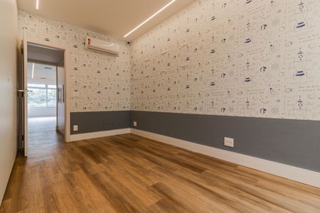 Apartamento à venda com 197m², 3 quartos e 1 vaga Apartamento à venda com 197m², 3 quartos e 1 vagaQuarto 2