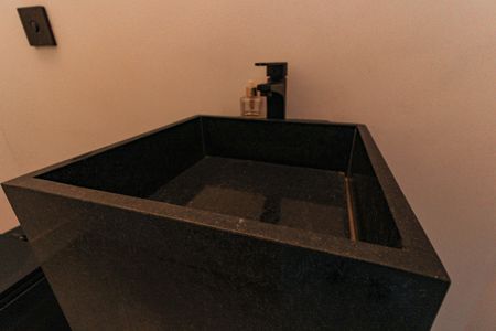 Lavabo de apartamento à venda com 3 quartos, 197m² em Lagoa, Rio de Janeiro