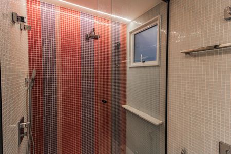 Apartamento à venda com 197m², 3 quartos e 1 vaga Apartamento à venda com 197m², 3 quartos e 1 vagaBanheiro Social