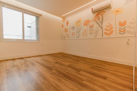Apartamento à venda com 197m², 3 quartos e 1 vaga Apartamento à venda com 197m², 3 quartos e 1 vagaQuarto 1