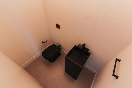 Apartamento à venda com 197m², 3 quartos e 1 vaga Apartamento à venda com 197m², 3 quartos e 1 vagaLavabo