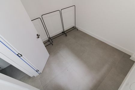 Apartamento à venda com 197m², 3 quartos e 1 vaga Apartamento à venda com 197m², 3 quartos e 1 vagaQuarto de Serviço