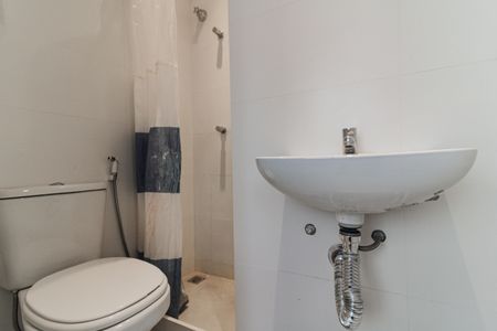 Apartamento à venda com 197m², 3 quartos e 1 vaga Apartamento à venda com 197m², 3 quartos e 1 vagaBanheiro de Serviço