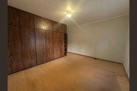 Casa à venda com 4 quartos, 171m² em Jardim Analia Franco, São Paulo