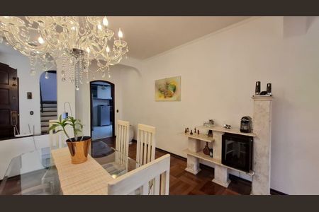 Casa à venda com 4 quartos, 436m² em Jardim Leonor, São Paulo