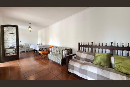 Casa à venda com 4 quartos, 436m² em Jardim Leonor, São Paulo