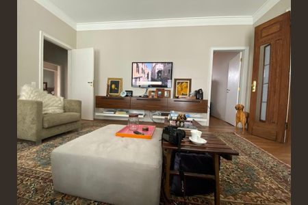 Casa à venda com 4 quartos, 600m² em Morumbi, São Paulo