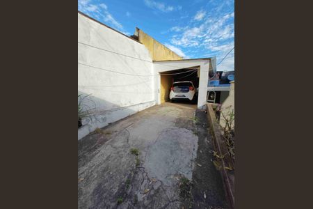 Casa à venda com 93m², 4 quartos e 2 vagas