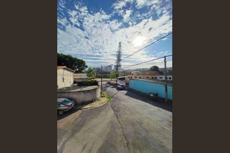 Casa à venda com 93m², 4 quartos e 2 vagas