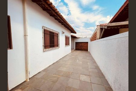 Casa à venda com 3 quartos, 145m² em Vila Nogueira, Campinas