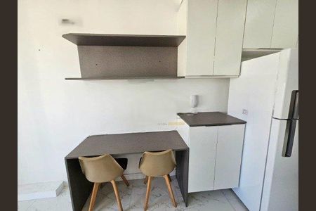 Apartamento à venda com 30m², 1 quarto e 1 vaga