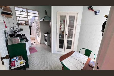 Casa à venda com 73m², 2 quartos e 1 vaga