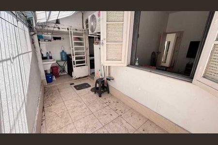 Casa à venda com 73m², 2 quartos e 1 vaga