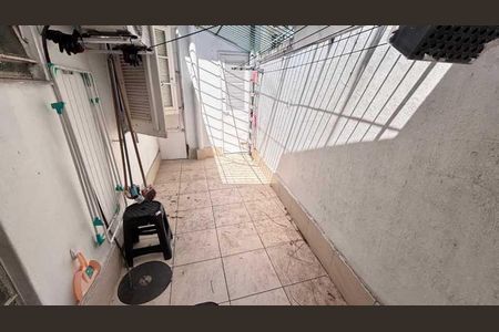 Casa à venda com 73m², 2 quartos e 1 vaga