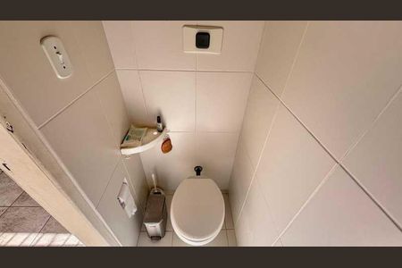 Casa à venda com 73m², 2 quartos e 1 vaga