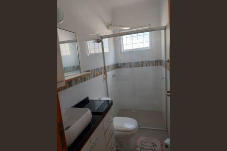 Casa à venda com 138m², 4 quartos e 2 vagas