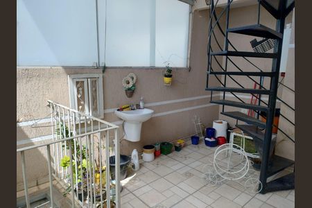 Casa à venda com 138m², 4 quartos e 2 vagas