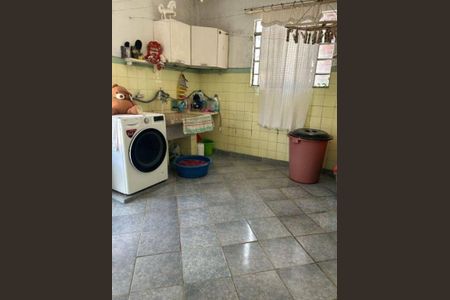 Casa à venda com 3 quartos, 462m² em Vila Bela, São Paulo