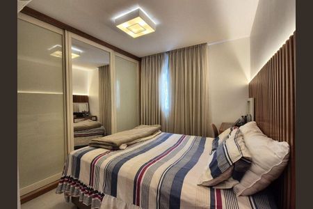 Casa à venda com 4 quartos, 210m² em Itaipu, Niterói