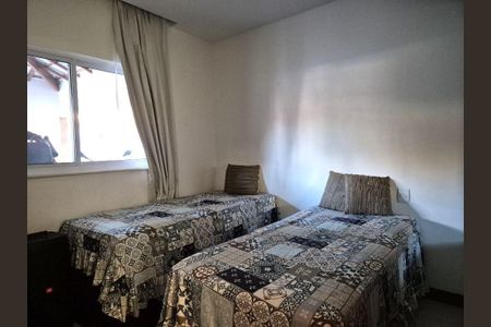 Casa à venda com 4 quartos, 210m² em Itaipu, Niterói