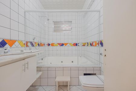 Apartamento à venda com 168m², 3 quartos e sem vagaBanheiro