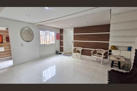 Casa para alugar com 102m², 2 quartos e 2 vagas