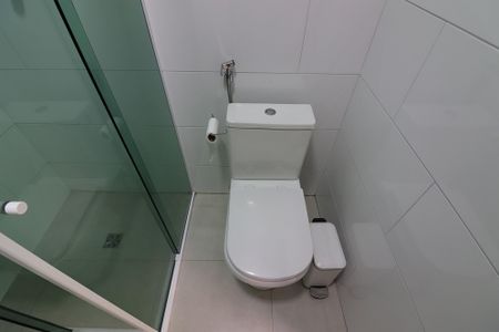 Casa à venda com 140m², 2 quartos e 2 vagasBanheiro de serviço