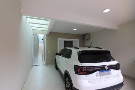 Casa à venda com 140m², 2 quartos e 2 vagasGaragem