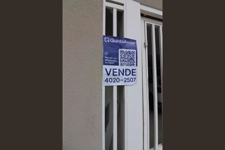 Casa à venda com 140m², 2 quartos e 2 vagasPlaca
