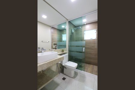 Casa à venda com 140m², 2 quartos e 2 vagasBanheiro Social