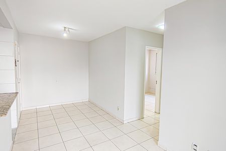 Sala de apartamento à venda com 2 quartos, 60m² em Taquara, Rio de Janeiro