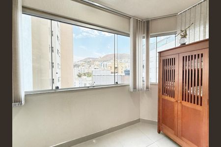 Sacada de apartamento à venda com 3 quartos, 86m² em Buritis, Belo Horizonte